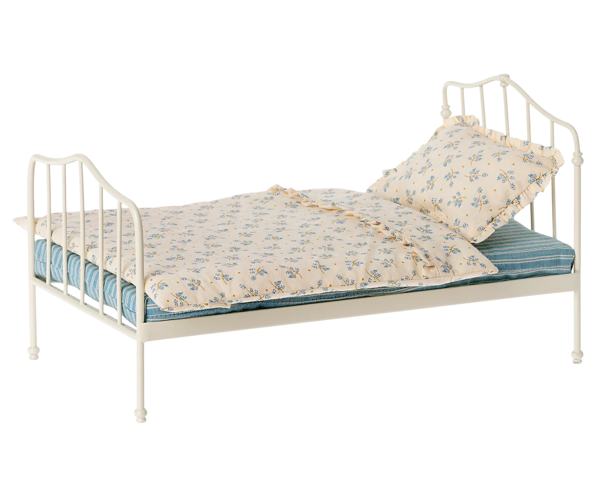 Vintage Bed, Miniature - Blue