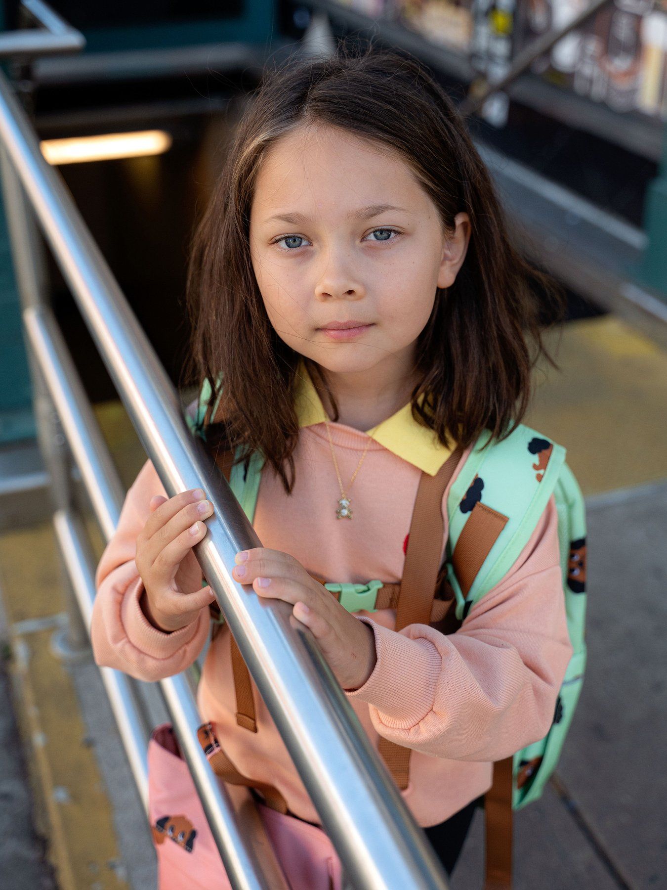 Heart Emb Collar Sweatshirt - Pink