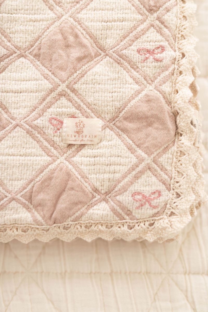 Patchwork Blanket - Bows
