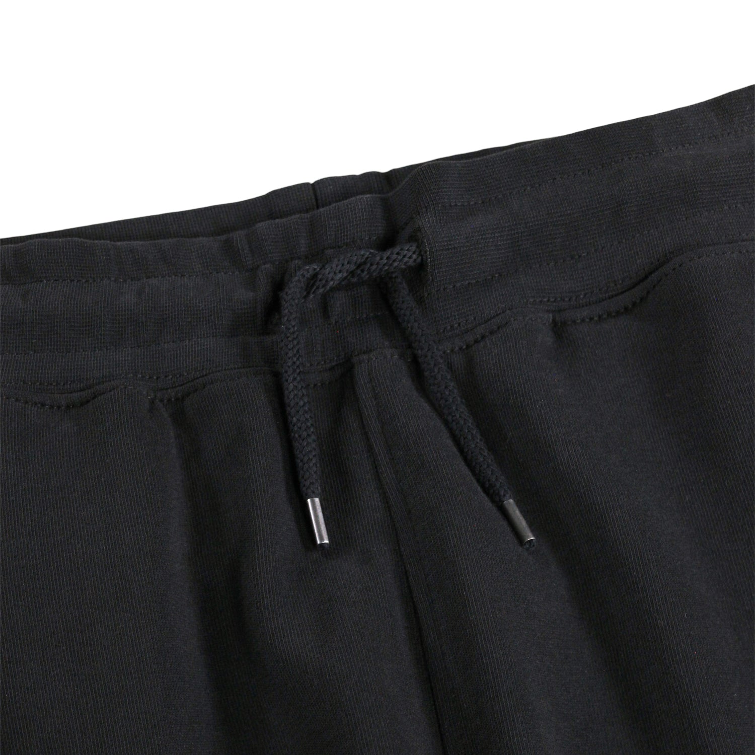 Alvar - Black