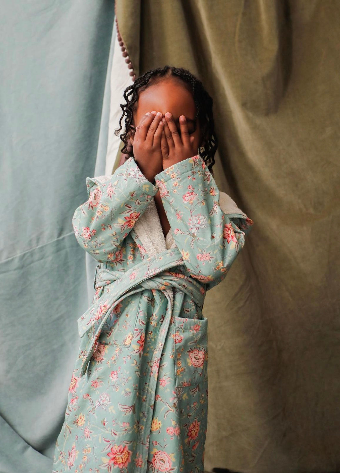 KID BATHROBE LEILOU