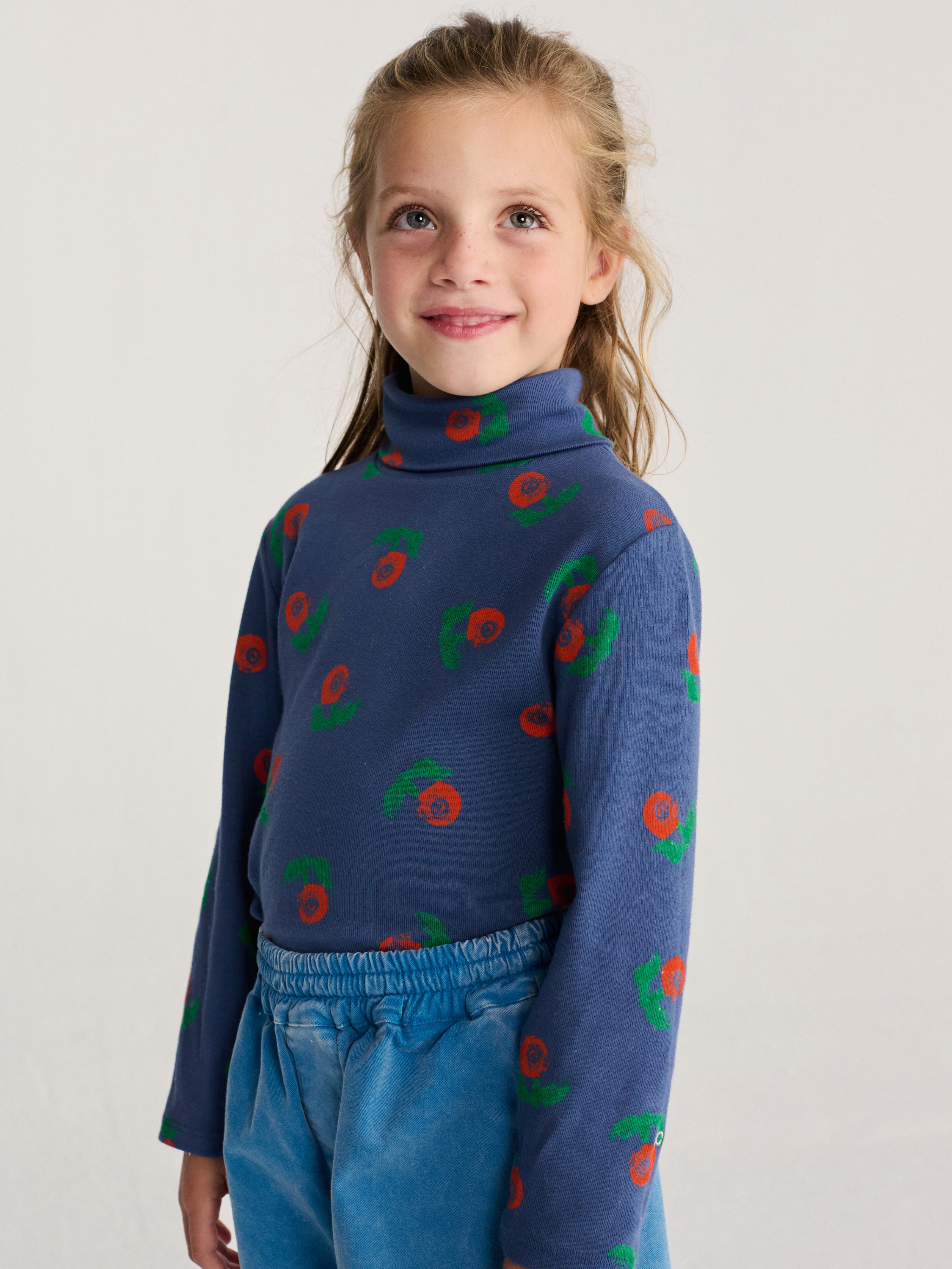 Stamp Bloom All Over Turtle Neck T-Shirt
