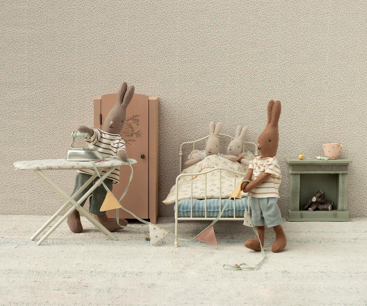 Vintage Bed, Miniature - Blue