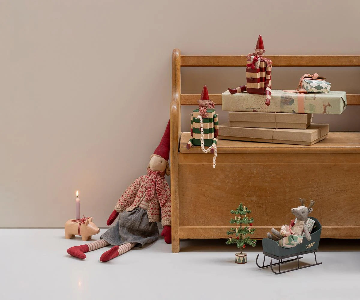 Elf with drawer - Red