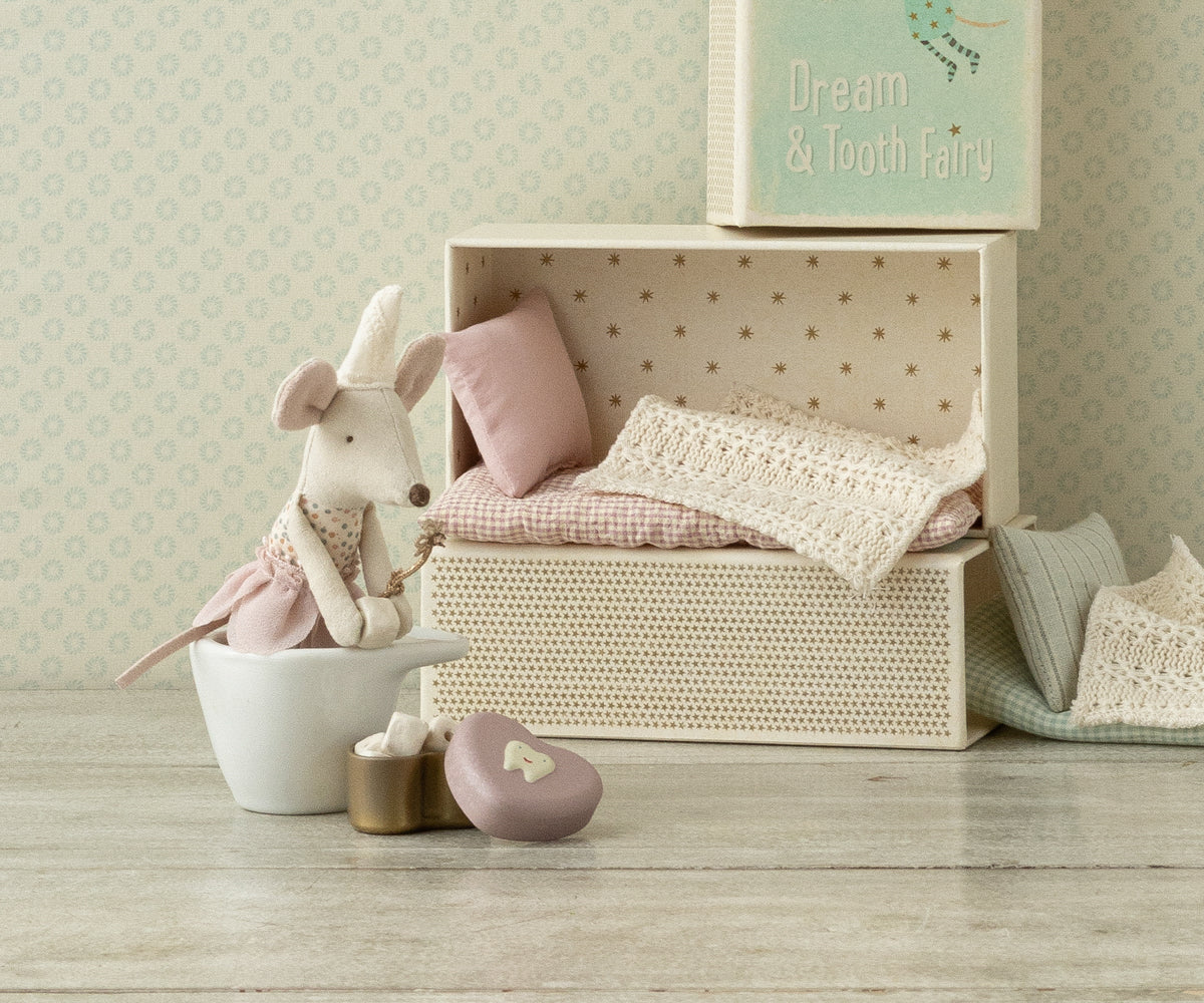 Tooth Fairy Mouse, Little Sister in Matchbox