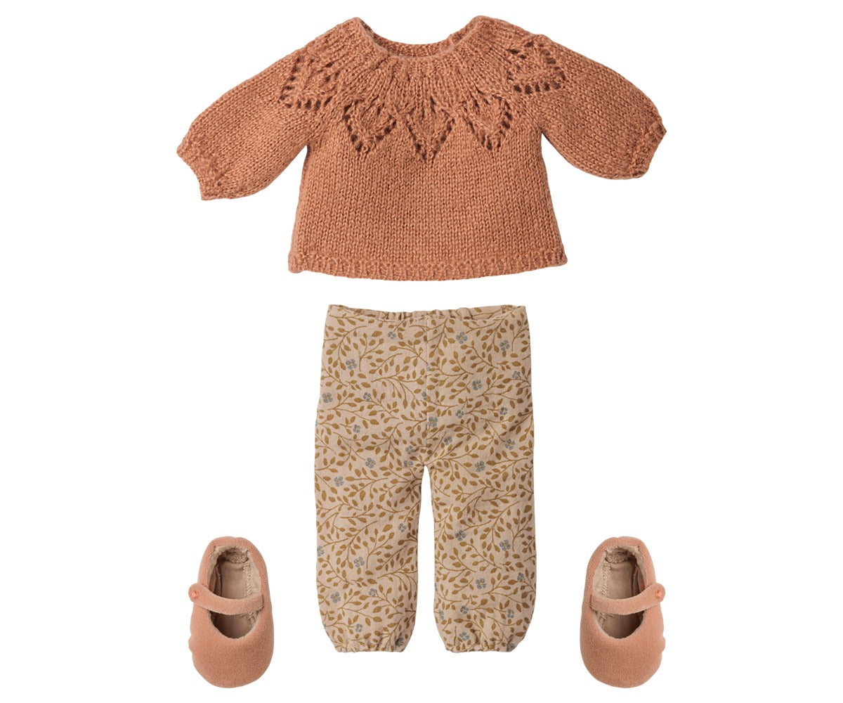 Pants and knitted sweater, Size 3 - Vintage powder