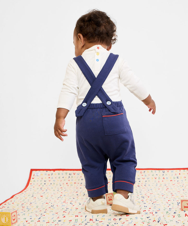 Frank T-Neck Onesie - Vanilla Piping