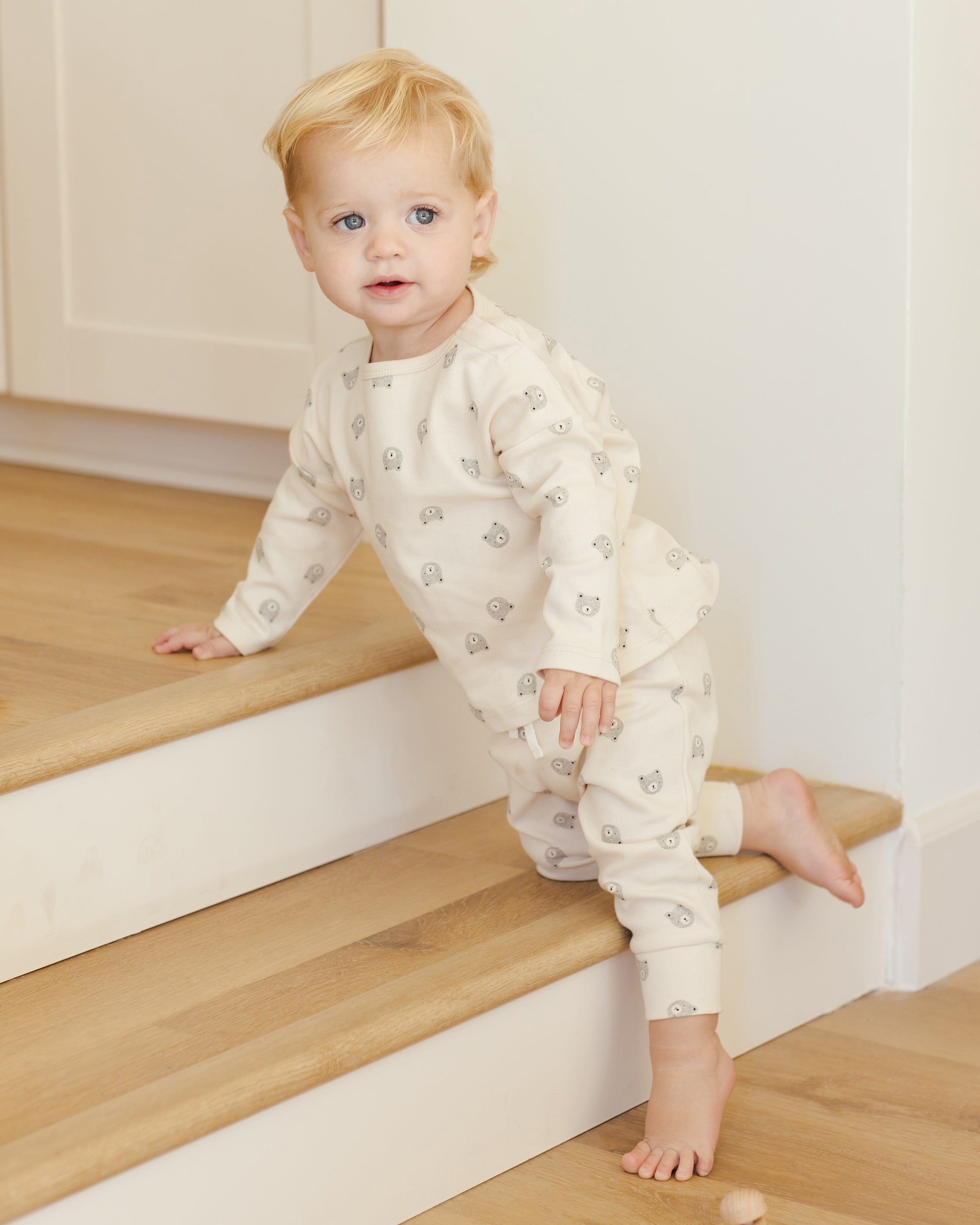 Long Sleeve Tee and Pant Set || Bears