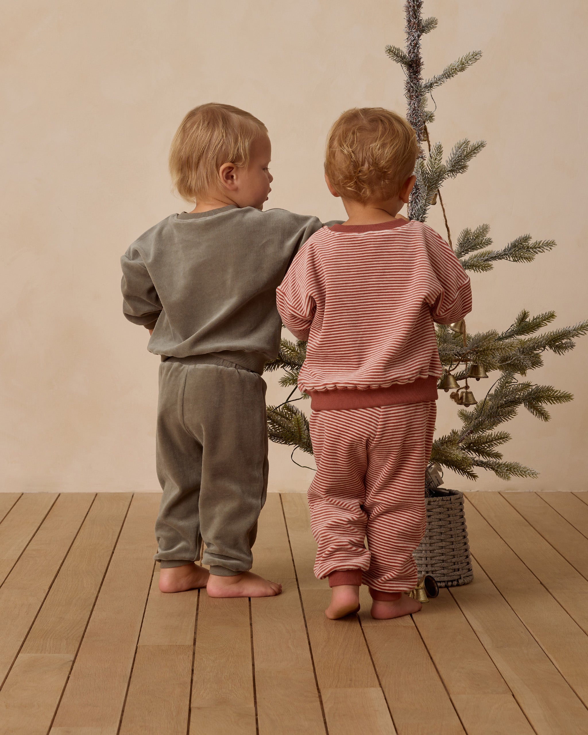 Velour Relaxed Sweatpant || Candy Stripe