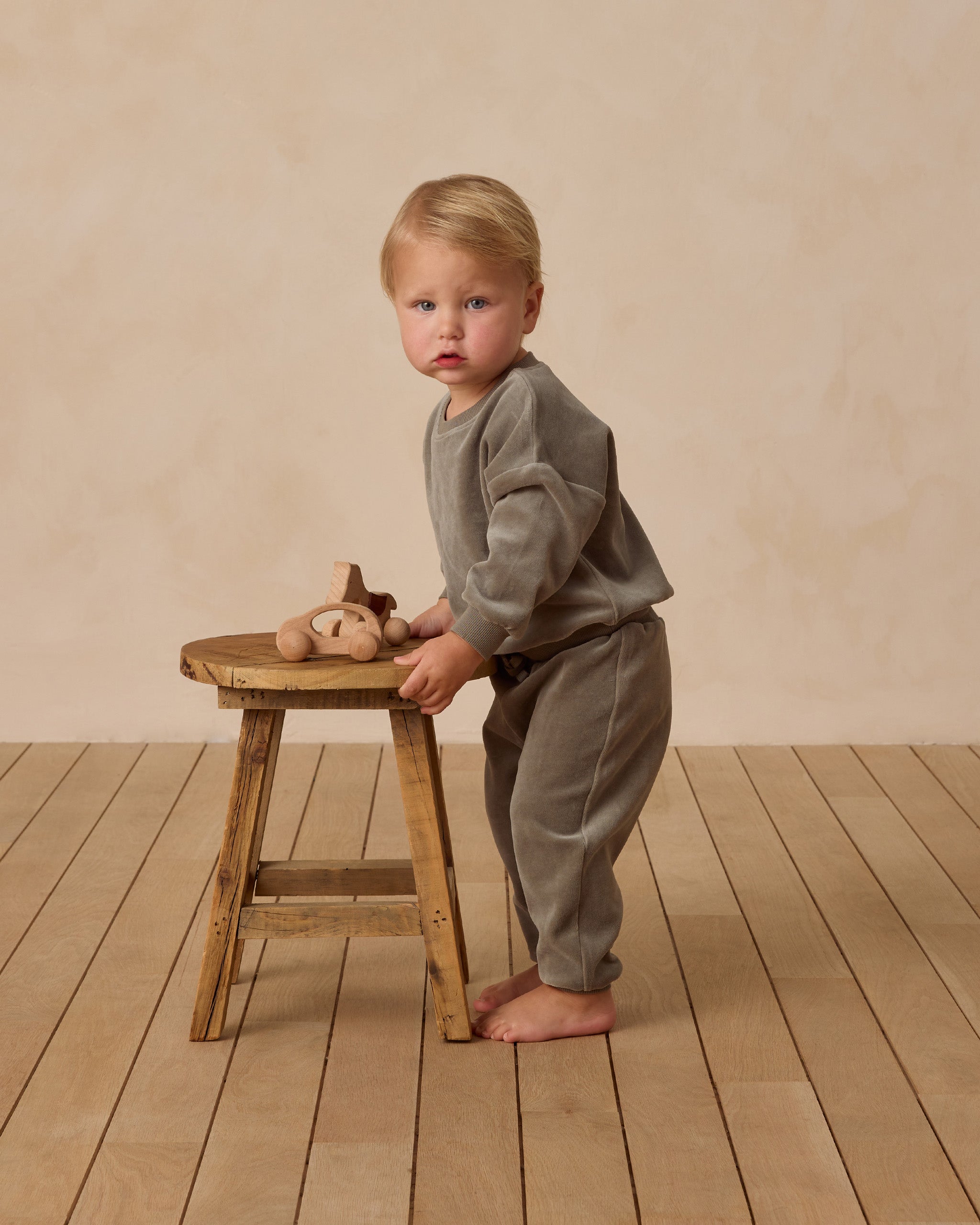 Velour Relaxed Sweatpant || Forest