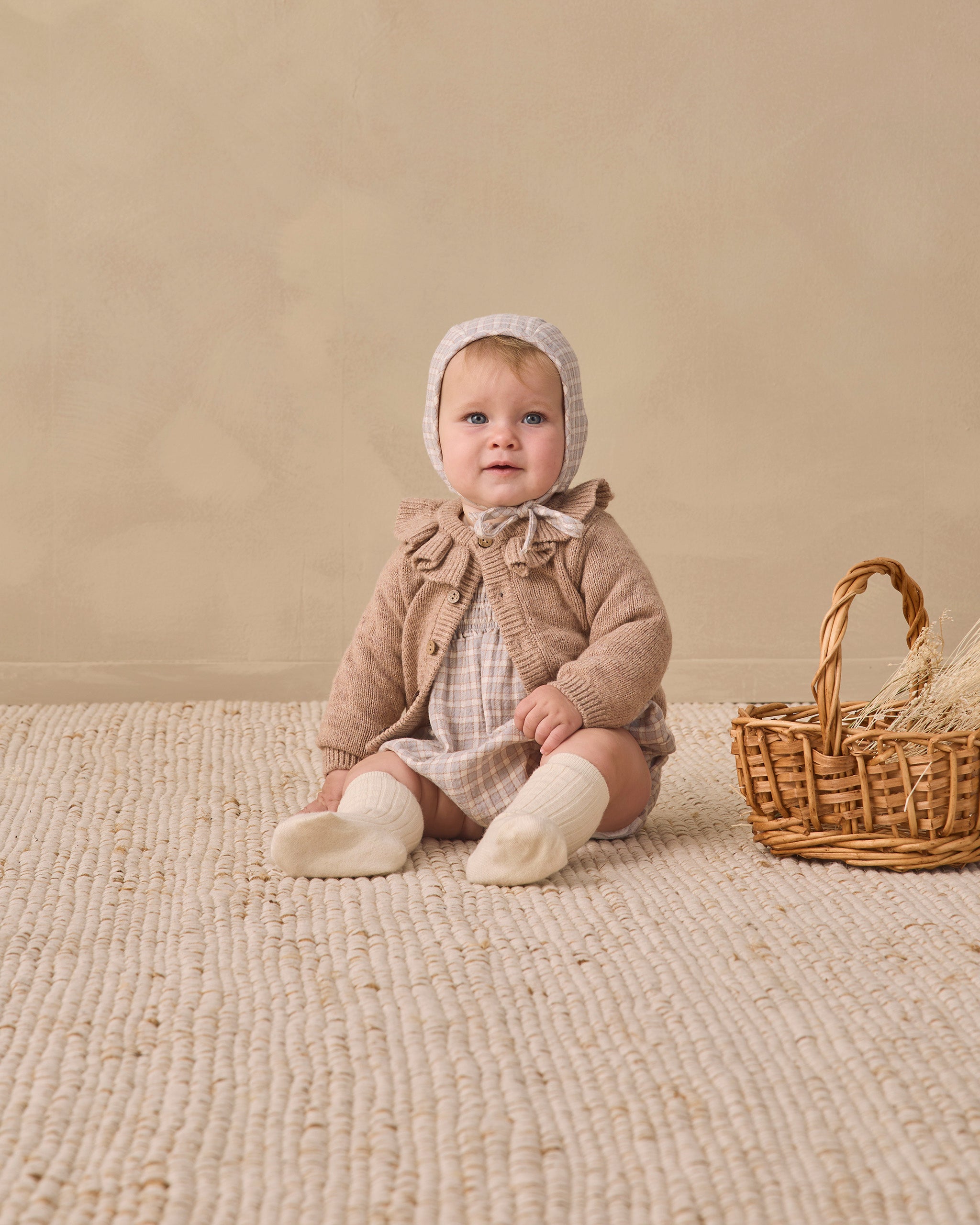 Ruffle Collar Cardigan - Heathered Almond