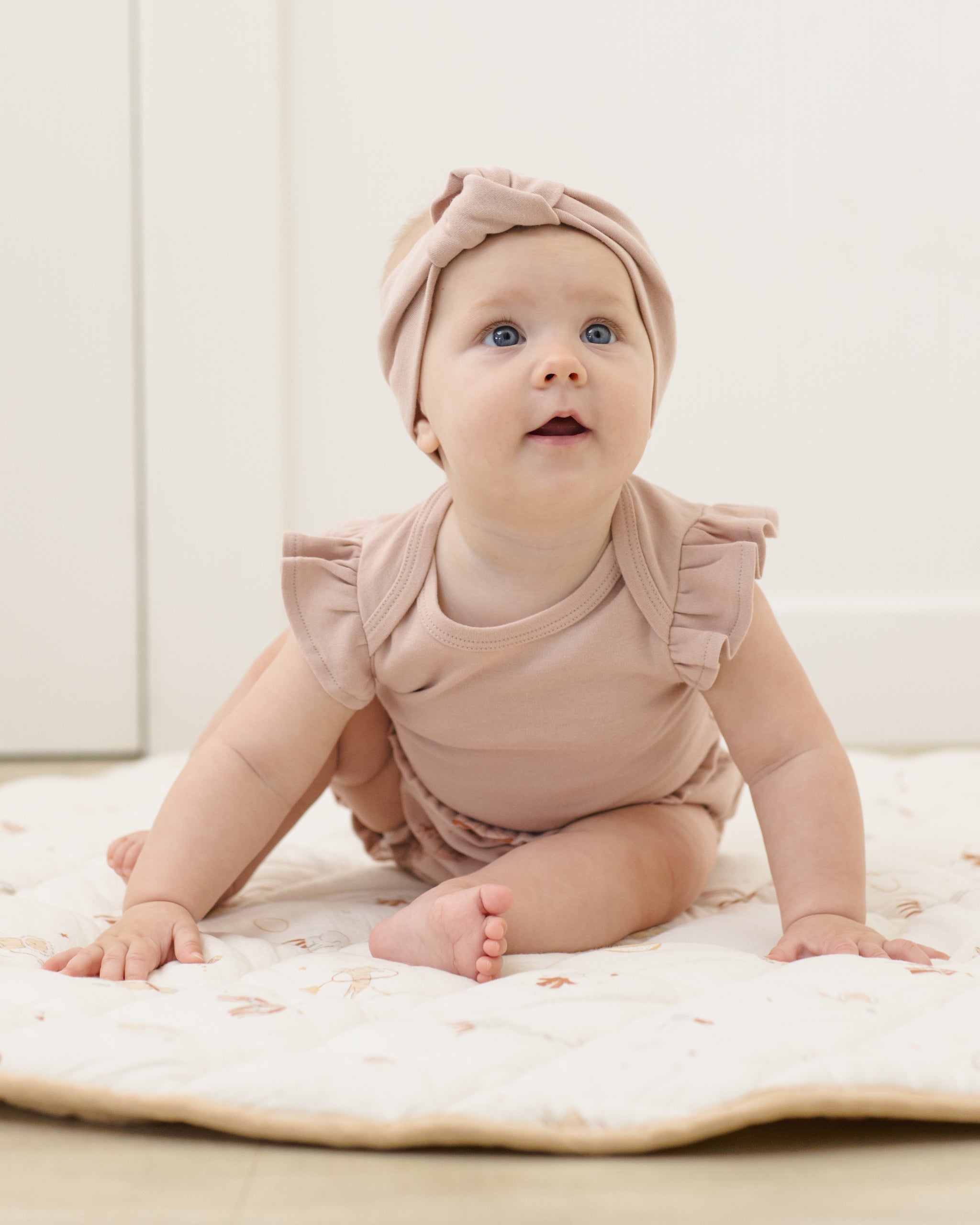 Flutter Sleeve Bodysuit || Blush