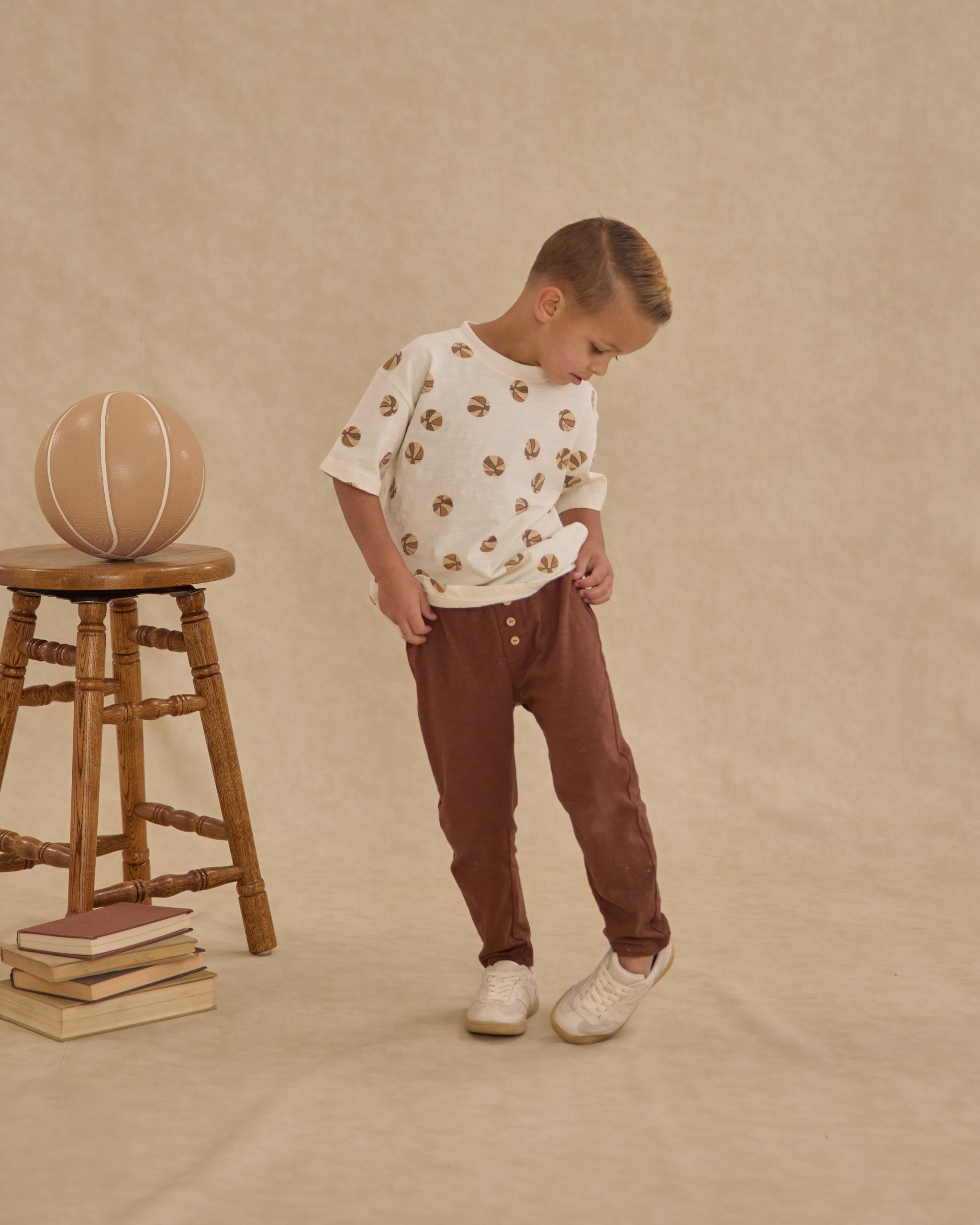 Relaxed Tee || Basketball