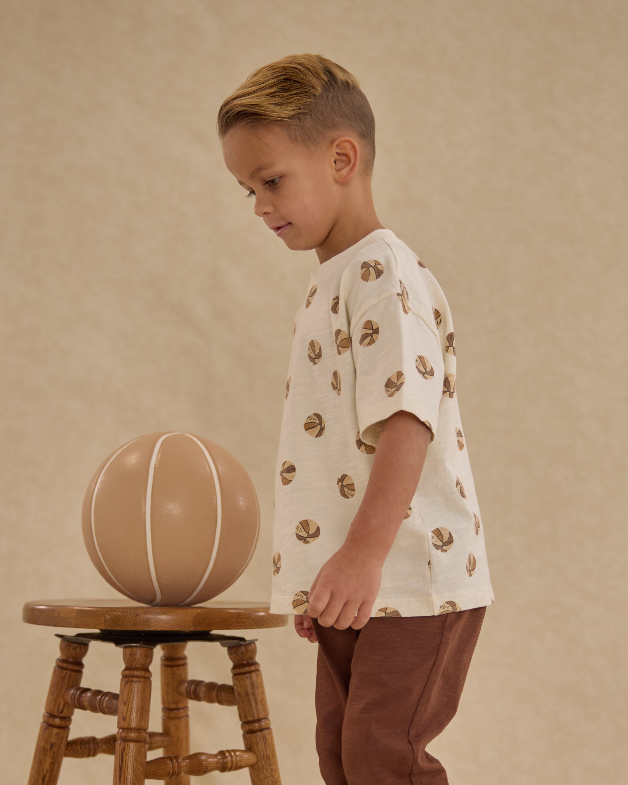 Relaxed Tee || Basketball