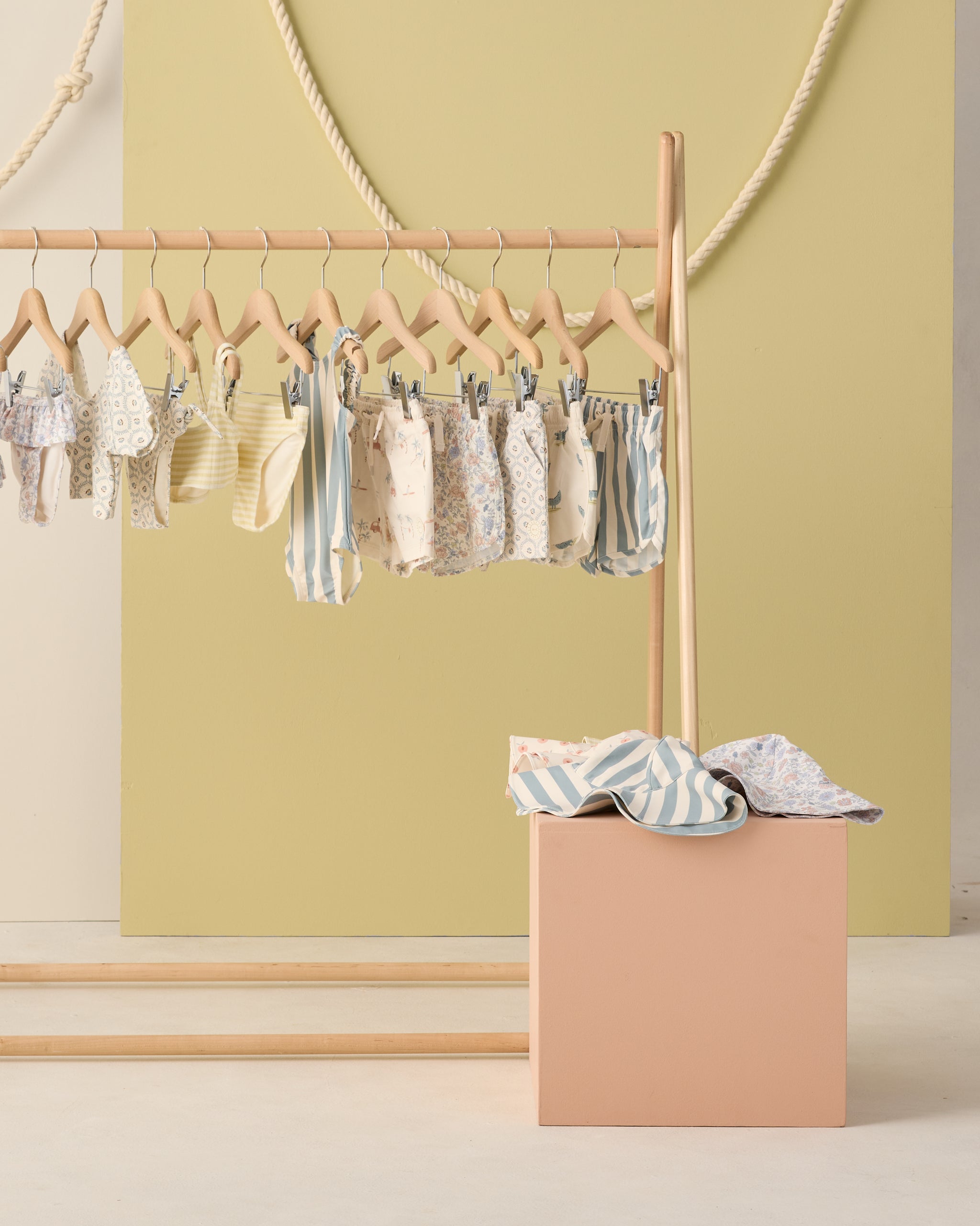 Floppy Swim Hat || Bloom