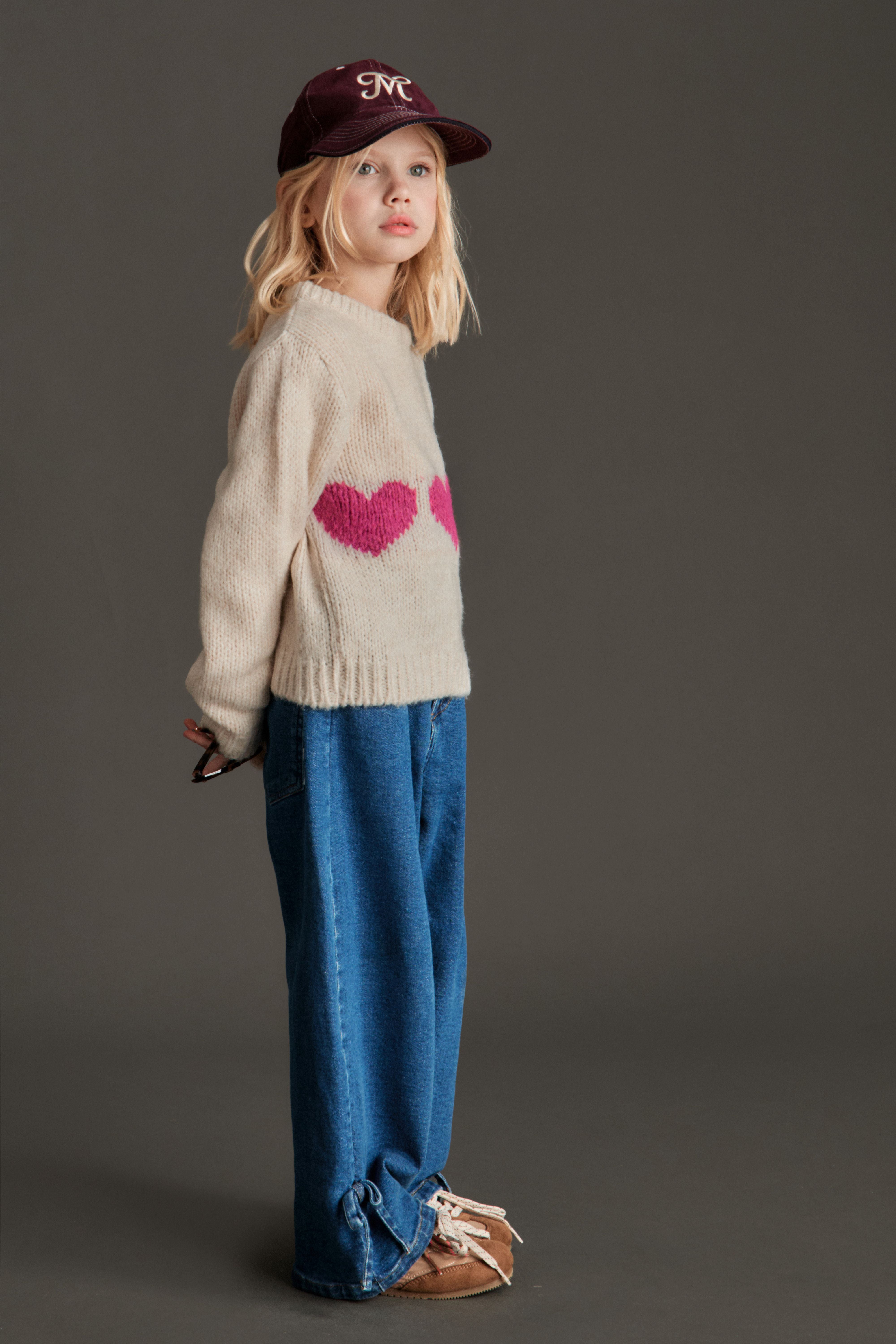 Mia Sweater - Ecru, Magenta