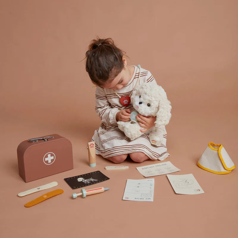 DINKUM DOGS - VET SET - CLAY
