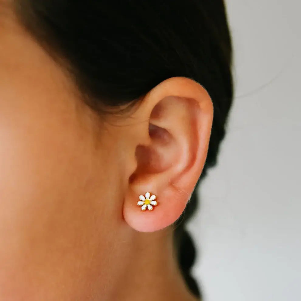Daisy Stud Earrings - white