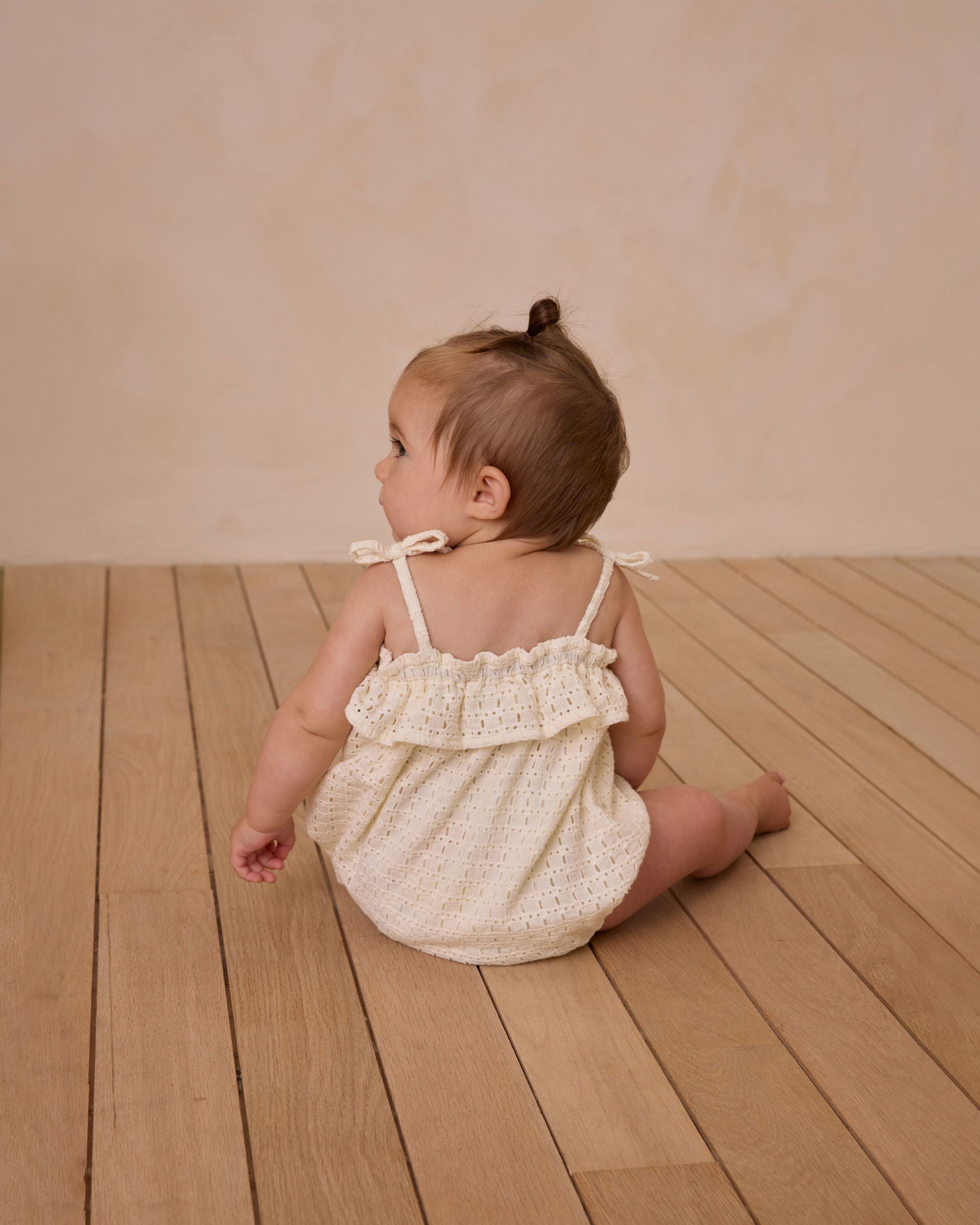 Ruffle Romper || Ivory