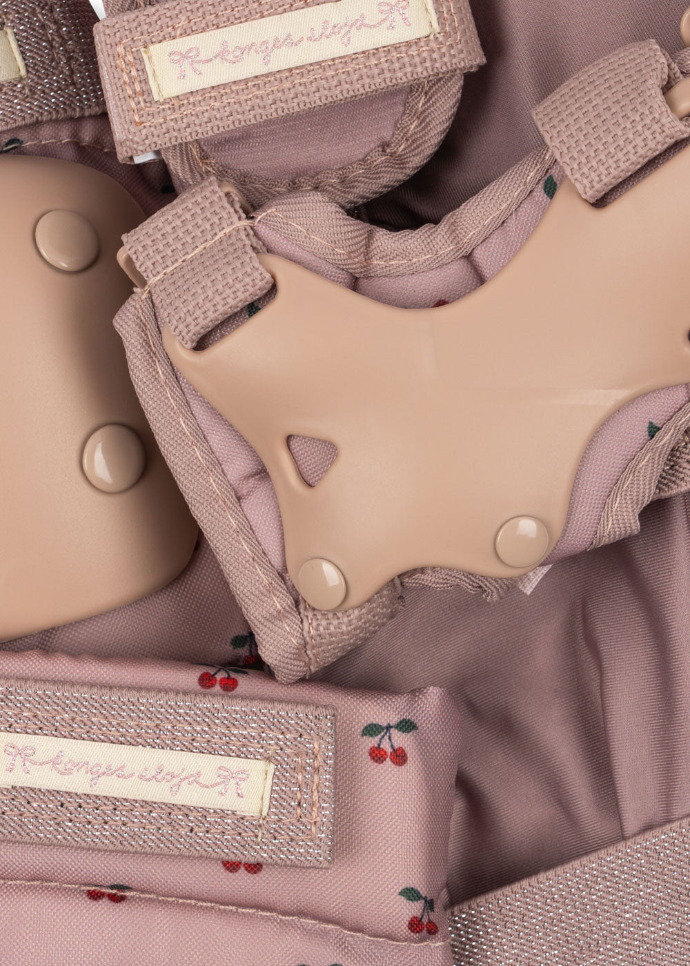Protective Gear - Cherry