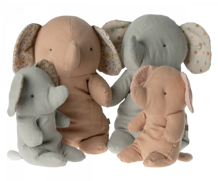 Safari Friends, Medium Elephant - Rose