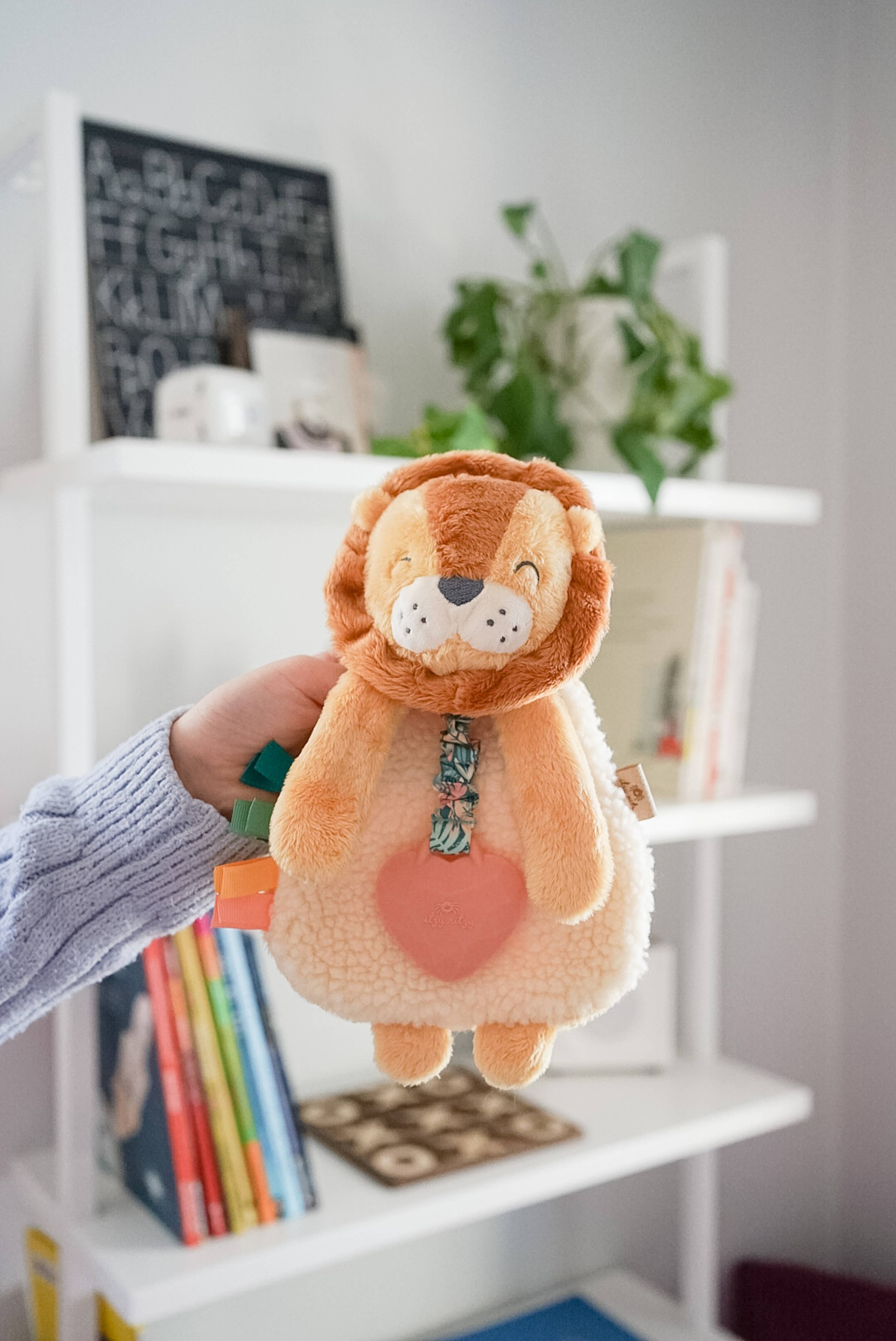 Itzy Friends Lovey™ Plush: Ana the Bunny
