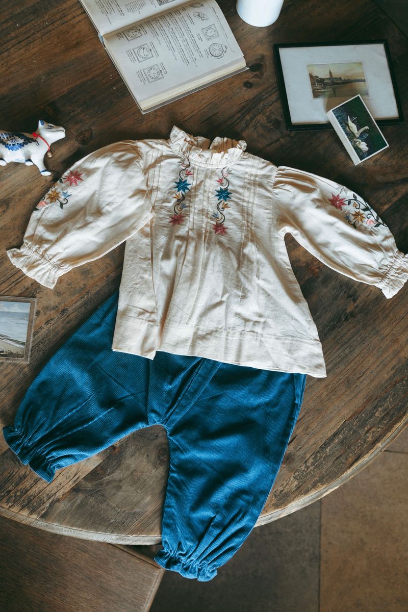 Little Luna Set in Ivory / Bijou Blue Corduroy