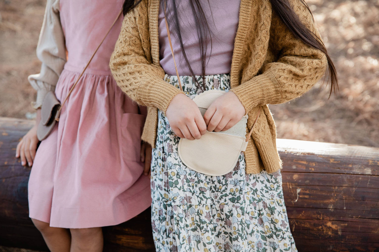 Toddler Scalloped Leather Purse in Cream