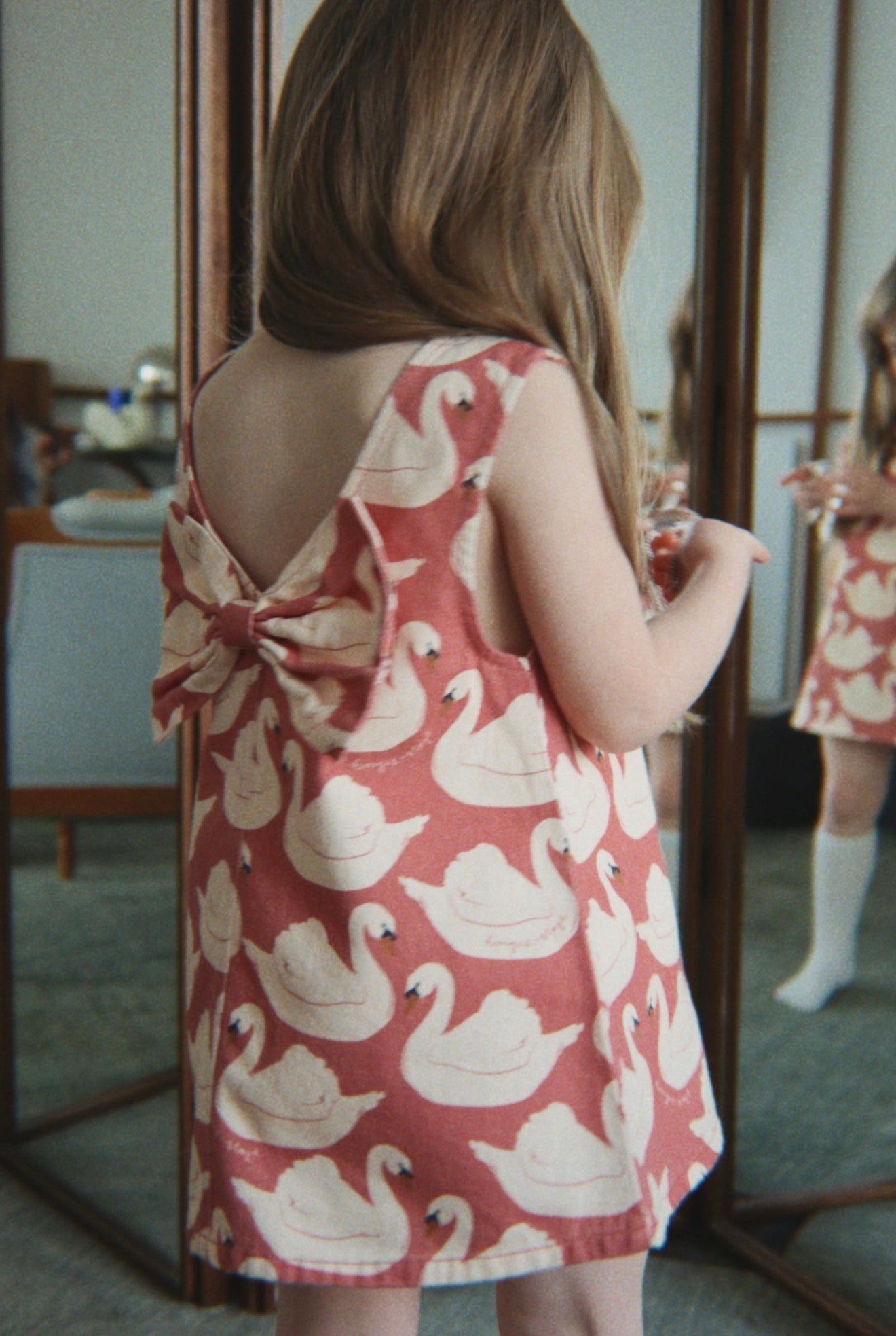 Magot Bow Dress GOTS - Swan Rose