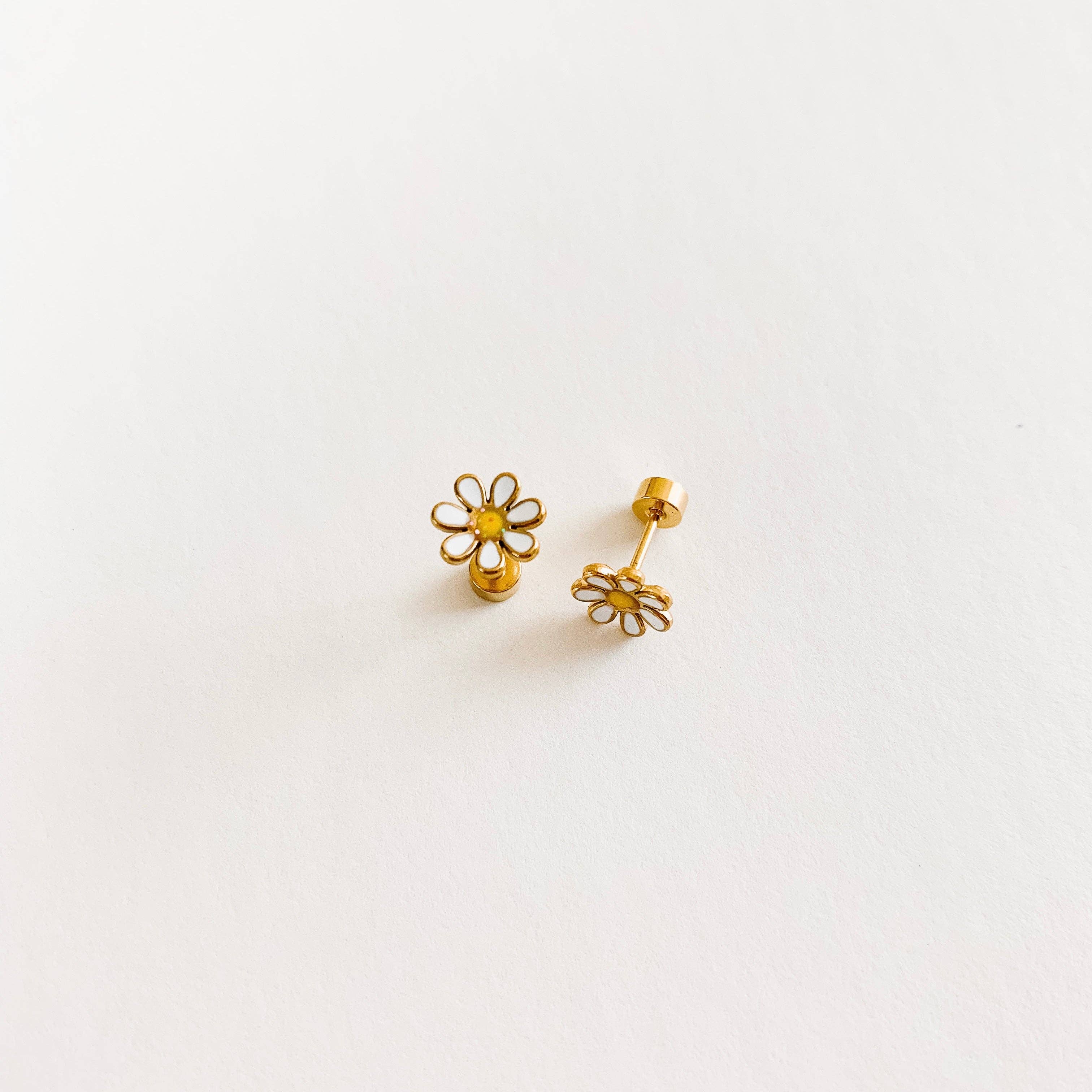 Daisy Stud Earrings - white