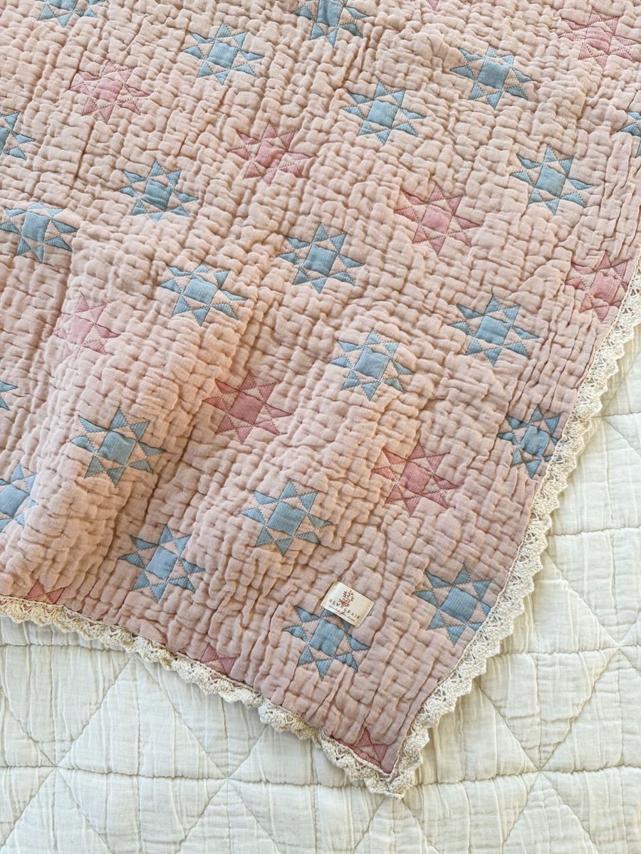 Sunday Quilt - Peony