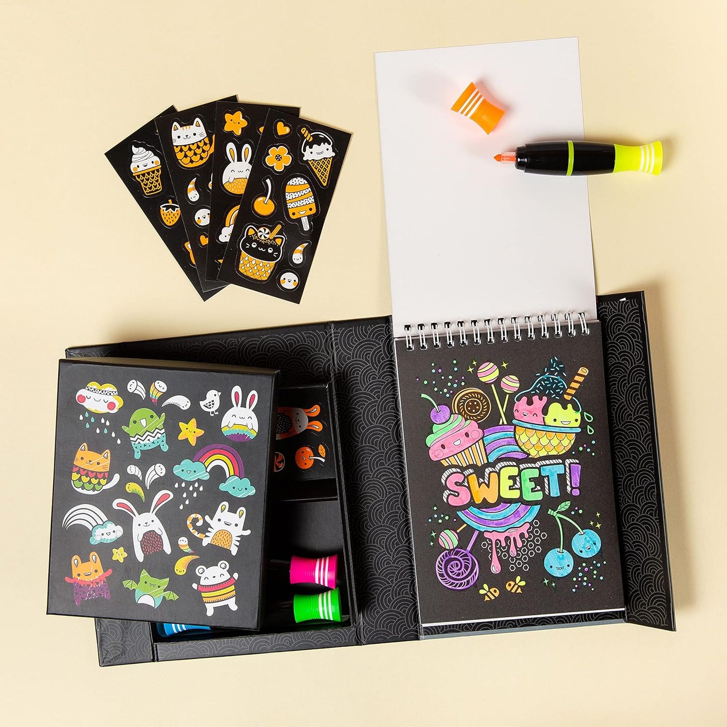 Neon Colouring Set - Glow Friends