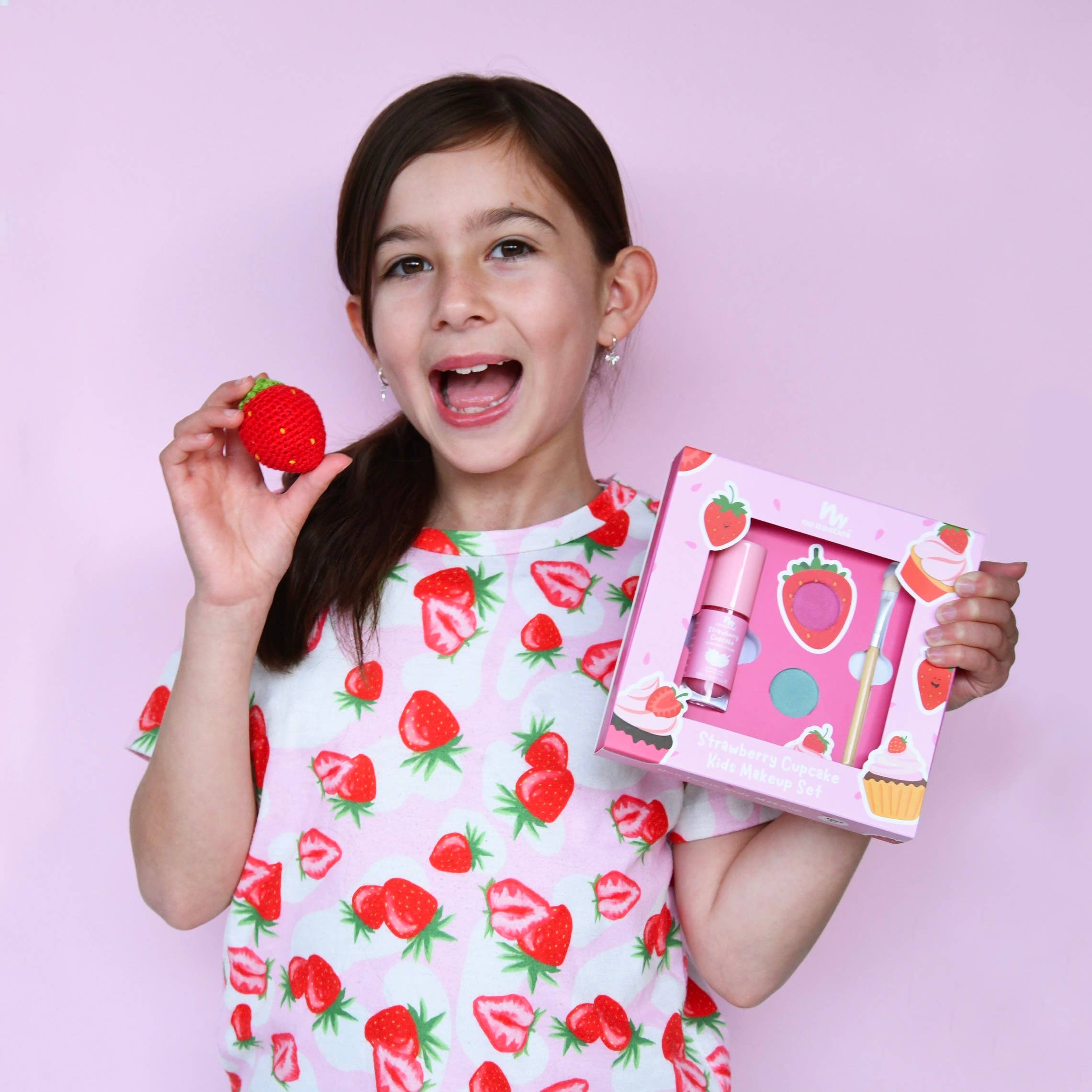 Strawberry Cupcake No Nasties Natural Makeup Gift Set