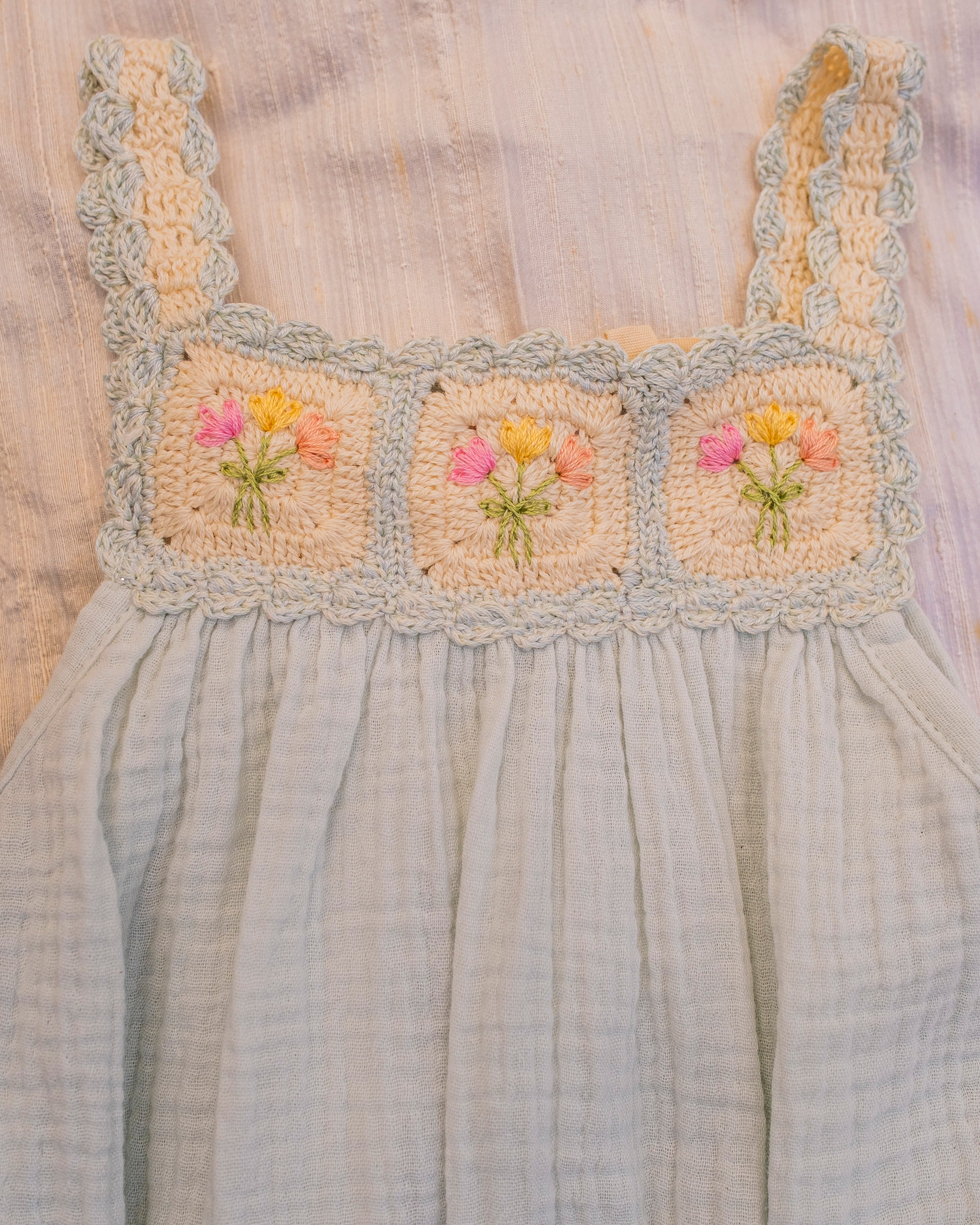 Crochet Bubble - Blue Bouquet