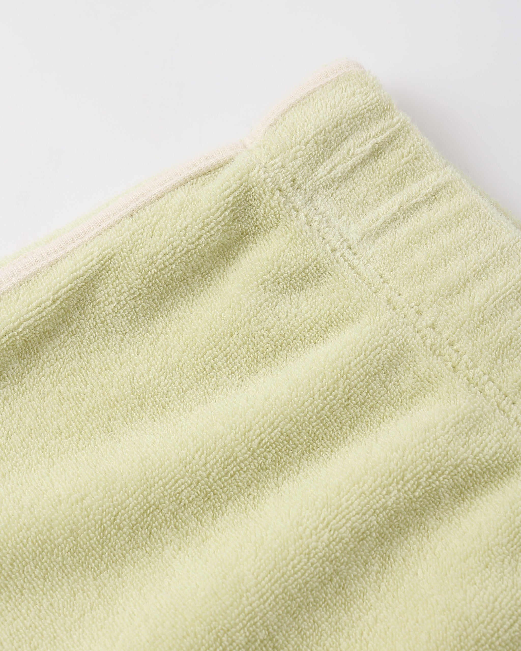 Track Short || Citron