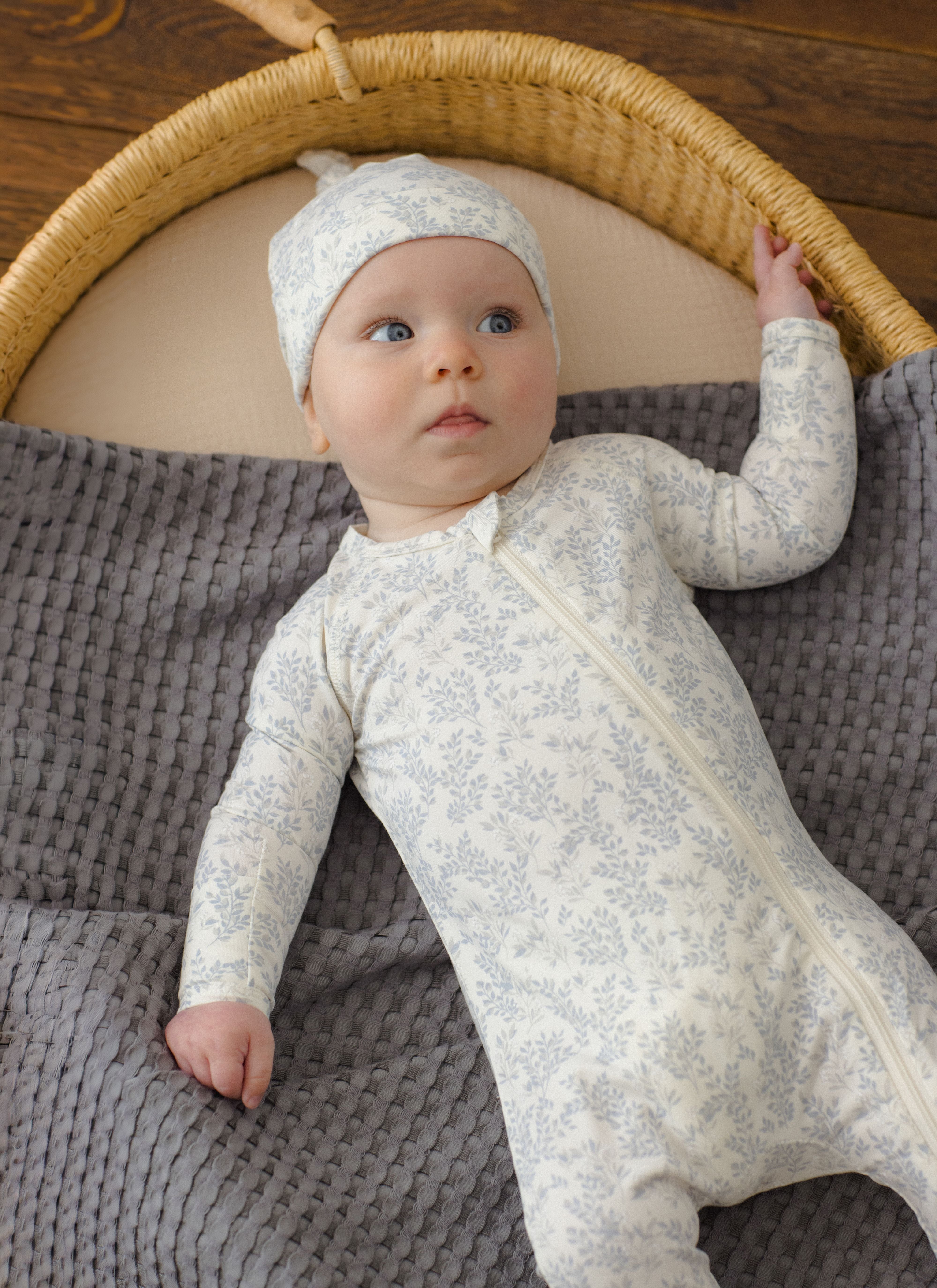 Bamboo Zip Footie Cloud Floral - Ivory