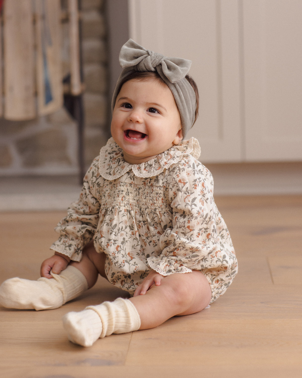 Callie Romper - Holiday Floral, Natural