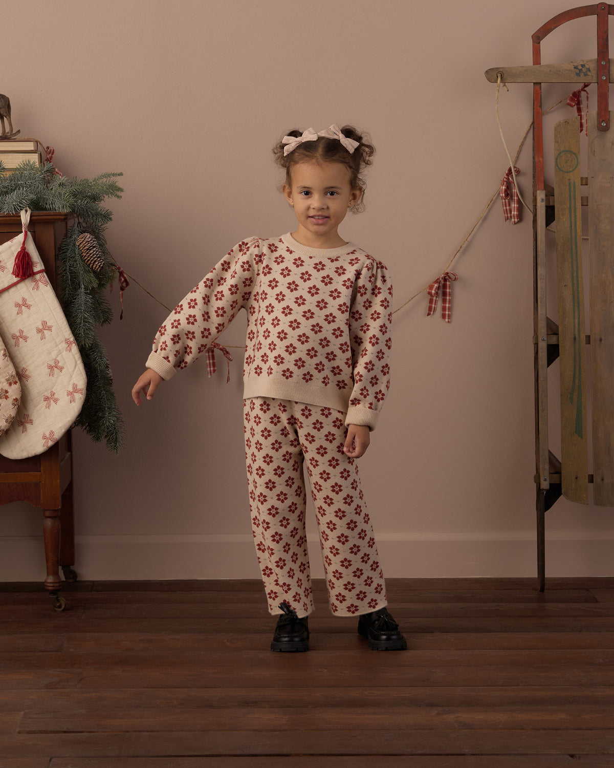 Jacquard Knit Set - Poinsettia Antique