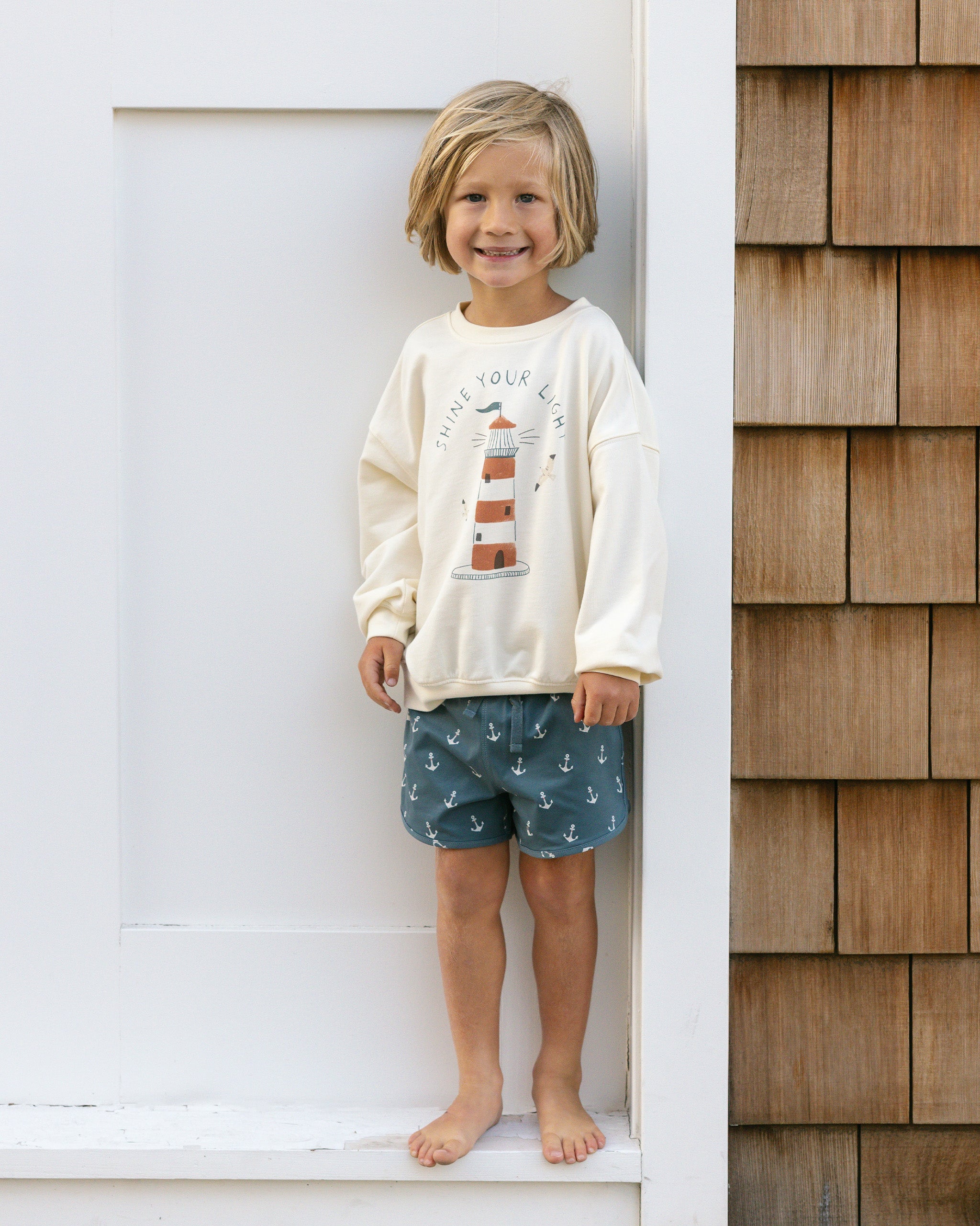 Sweatshirt || Lighthouse