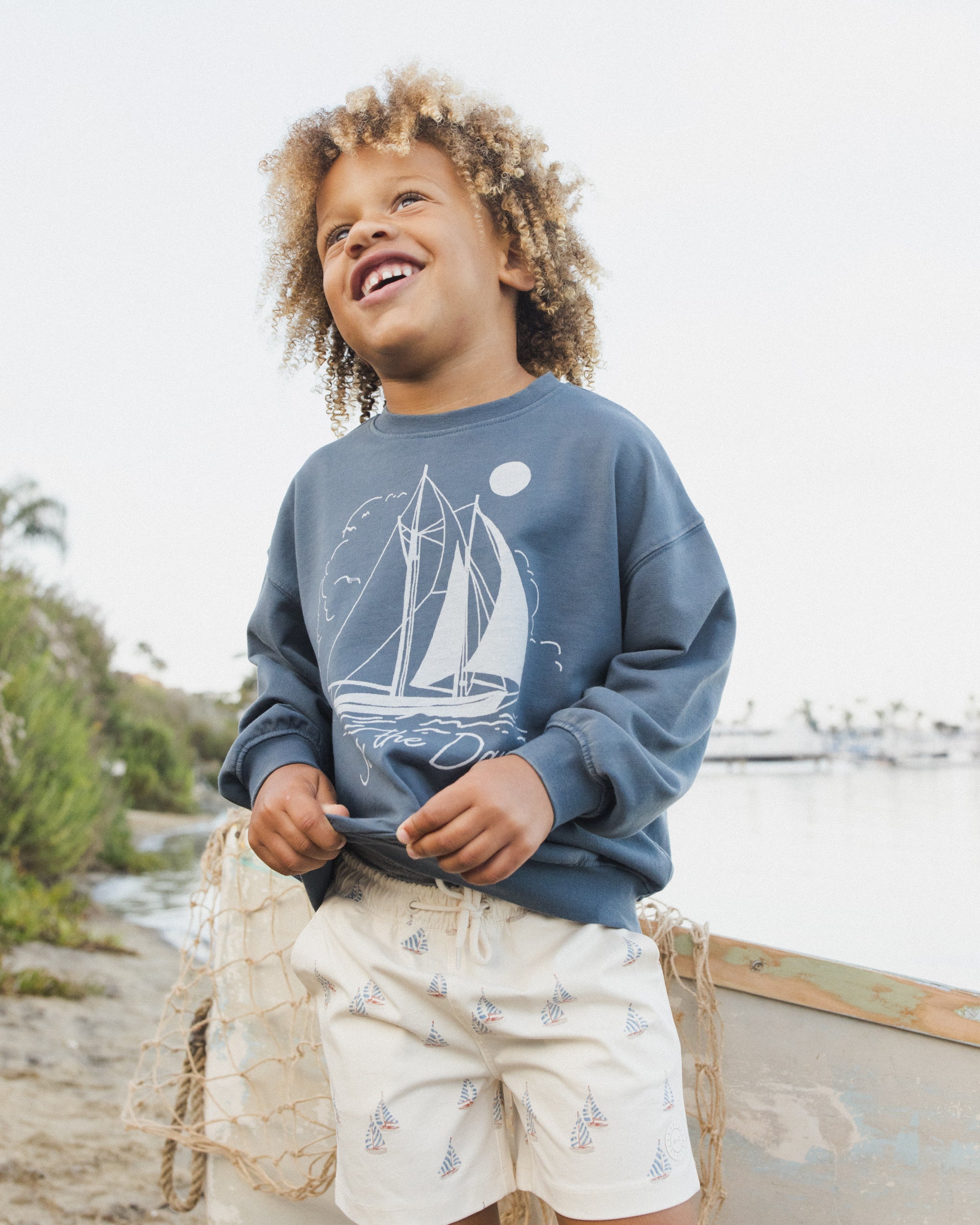 Sweatshirt || Seas the Day