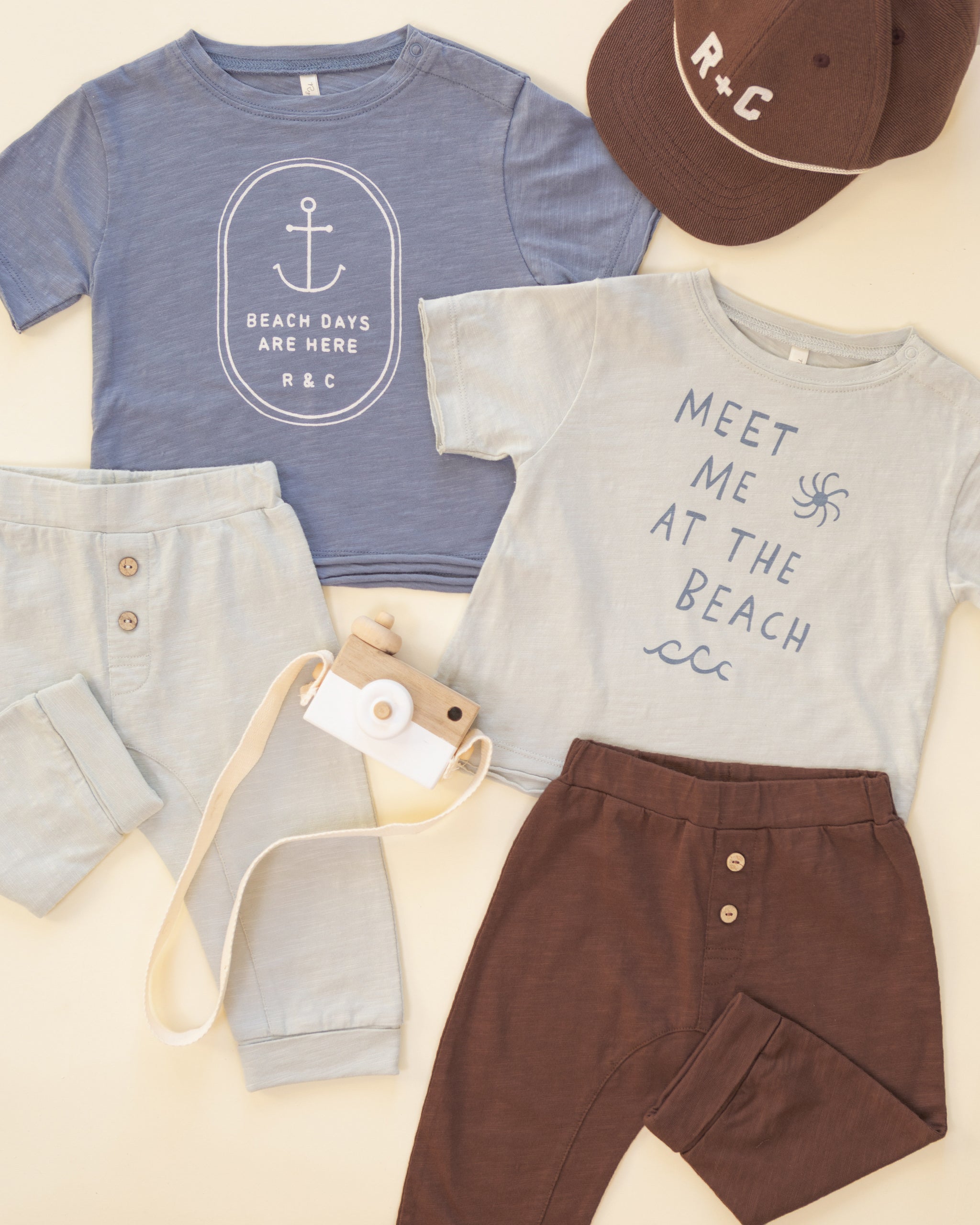 Raw Edge Tee || Beach Days