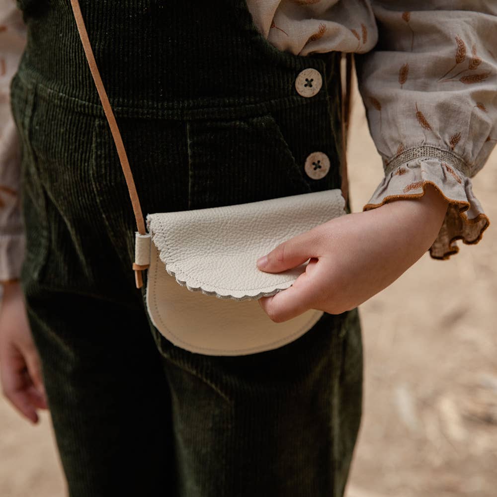 Toddler Scalloped Leather Purse in Cream