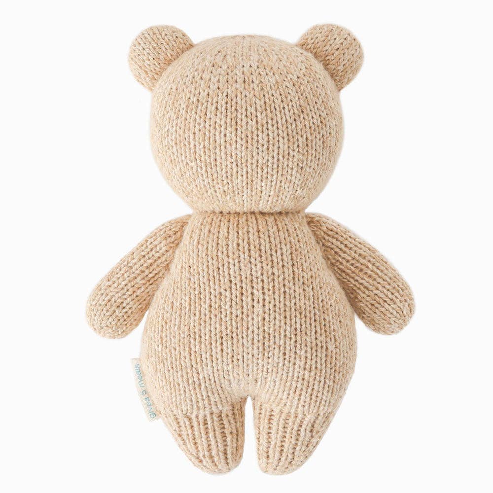 Baby honey bear, gives 5 meals