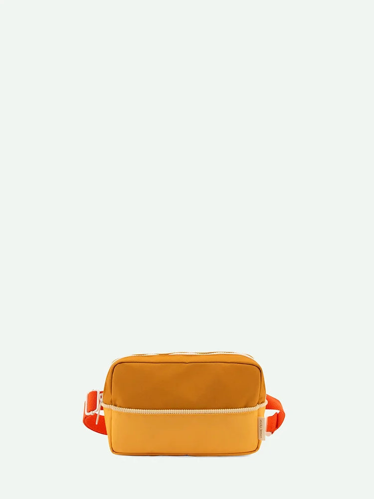 fannypack large | farmhouse | homemade honey + pear jam