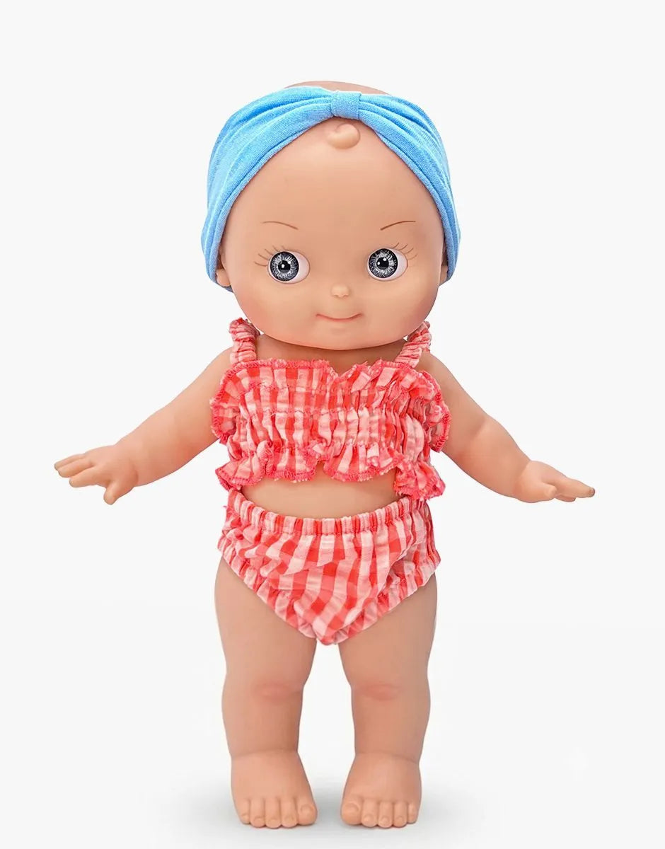 Alice at the Beach and Her Coral Gingham Outfit