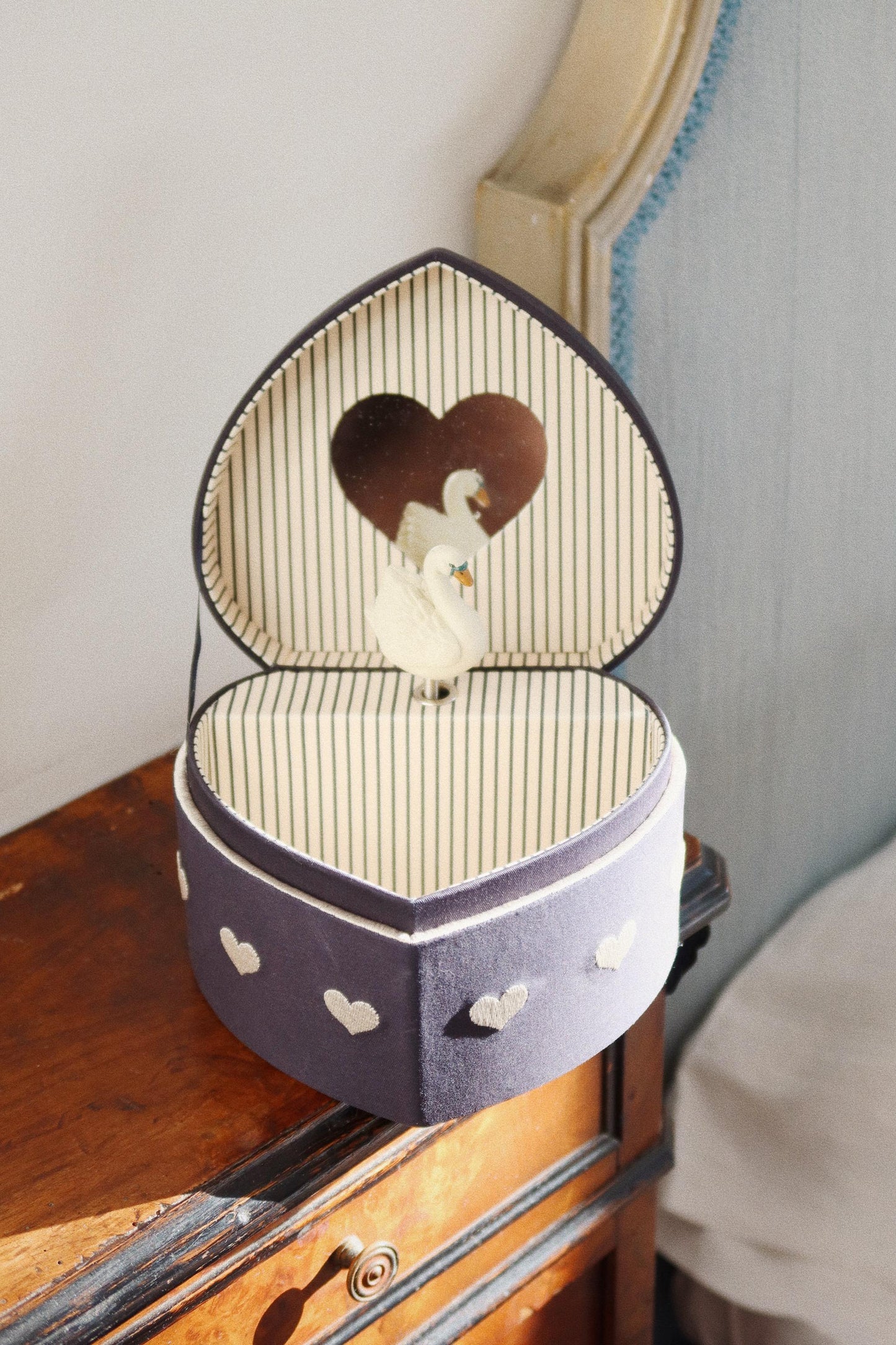 Treasure Box Swan