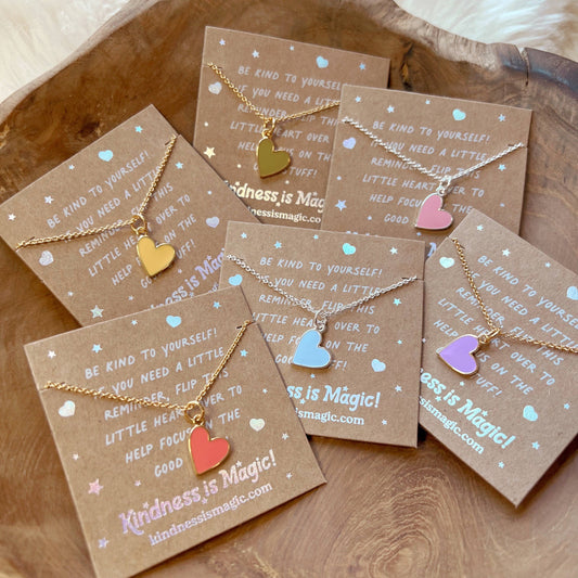 Tiny Heart Necklace Gold - Yellow
