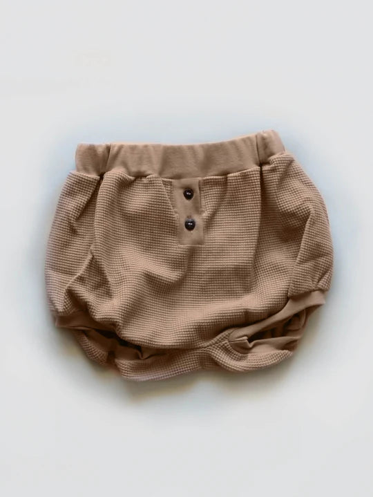 The Valentine Short Clay